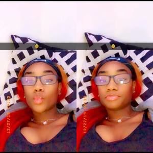 Meet your Posher, Milah